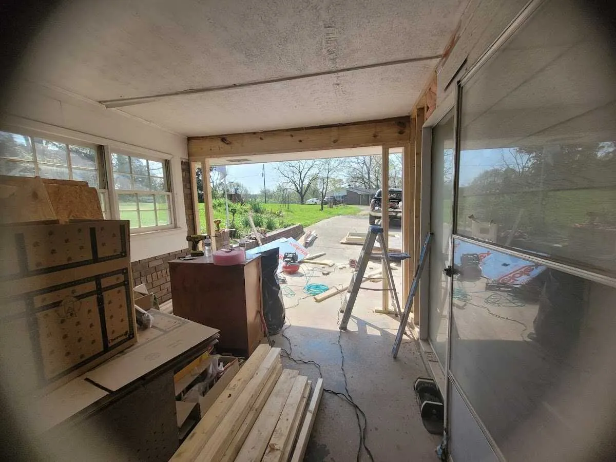 Air movers and dehumidifier for Water Mitigation Services in Collingdale